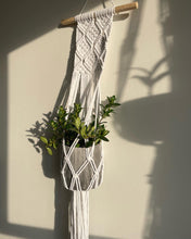 Load image into Gallery viewer, DISEÑO #2 MACRAME
