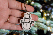 Load image into Gallery viewer, Snowman Pet Tag
